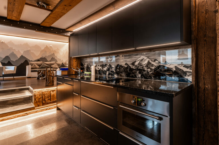 inspringplaceszermatt_apartment_Zermatt_Walliserkanne_Matterhorn_citycenter_apartment_modern_kitchen