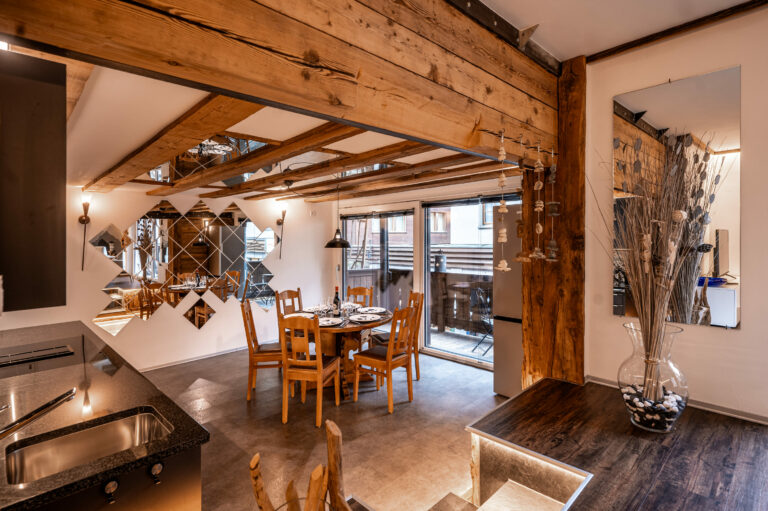 inspringplaceszermatt_apartment_Zermatt_Walliserkanne_Matterhorn_citycenter_apartment_modern_table