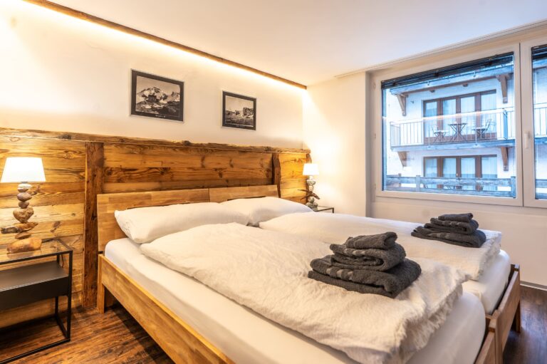 inspringplaceszermatt_apartment_Zermatt_Walliserkanne_Matterhorn_citycenter_apartment_modern_bedroom