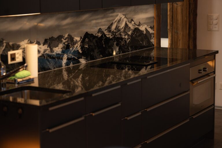 inspringplaceszermatt_apartment_Zermatt_Walliserkanne_Matterhorn_livingroom_deco