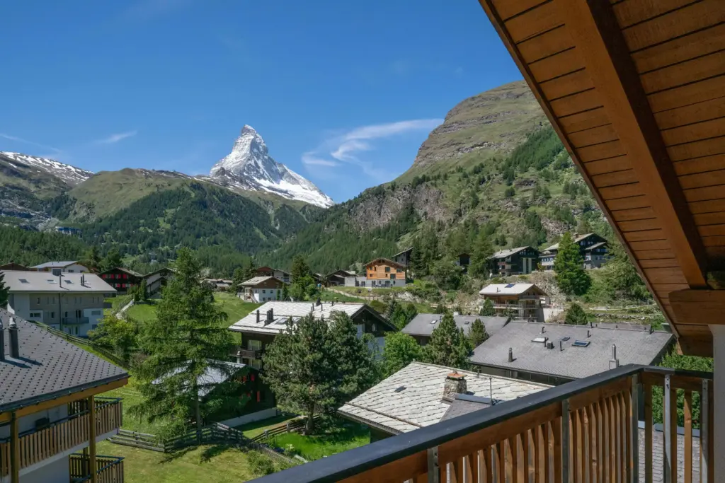 Balkon mit Blick auf das Matterhorn am Apartment Cervin in Zermatt