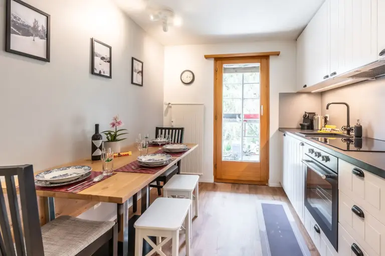 apartment-forest-zermatt-urlaub-berge-gemuetliche-wohnung-01