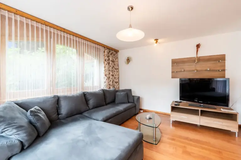 haus-arcadia-christiania-moderne-wohnung-mieten-zermatt-mit-matterhornblick-mountain-view-02