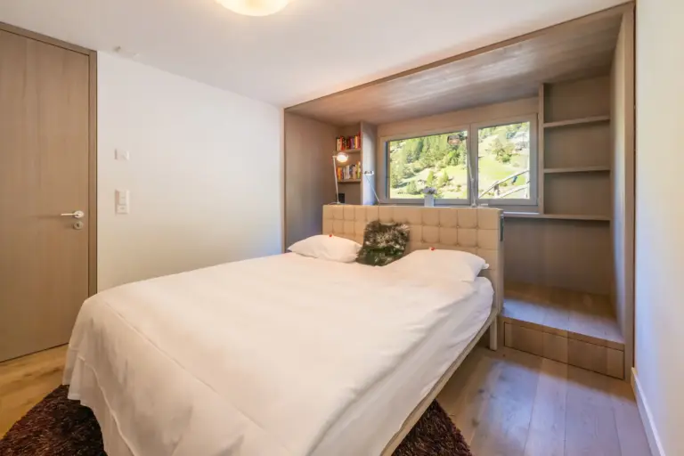 haus-hiltl-zermatt-arbeitsbereich