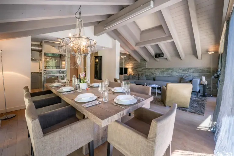 haus-hiltl-zermatt-essbereich-wohnzimmer