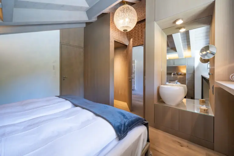 haus-hiltl-zermatt-schlafzimmer-waschbereich