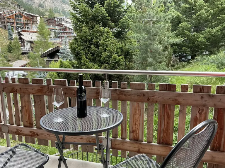 haus-juliana-apartment-alpenrose-edelweiss-zermatt-matterhorn-stilvoller-urlaub-zermatt-06