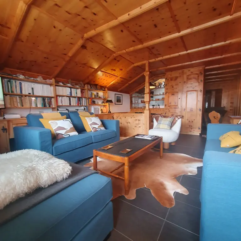 haus-viktoria-apartment-a-wohnzimmer