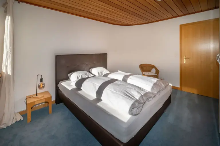 oberhausern-1-zermatt-schlafzimmer