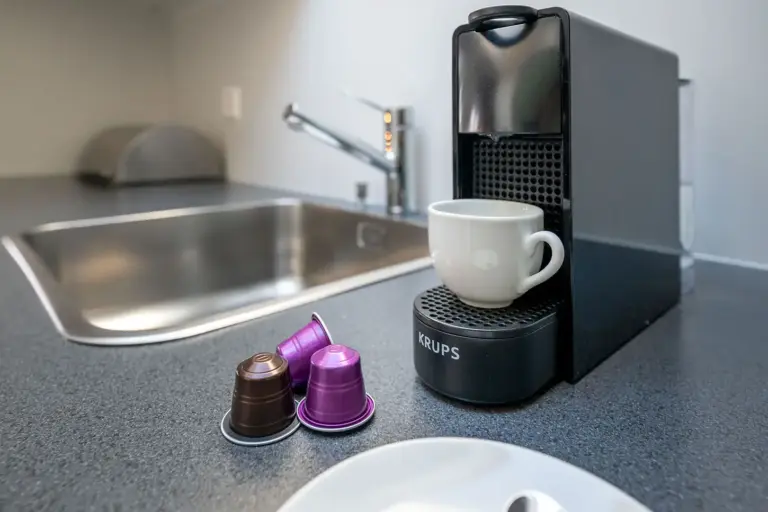 st-martin-dachgeschoss-apartment-zermatt-kaffeemaschine-ausstattung